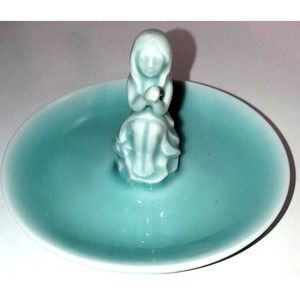 CELADON Praying Girl Trinket Dish/Ring Holder Blue Green Made in China